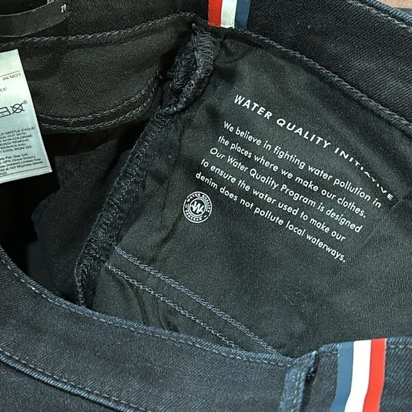 Banana Republic High-Rise Skinny Side-Stripe Cropped Jean Black Womens Sz 29 - Picture 13 of 13